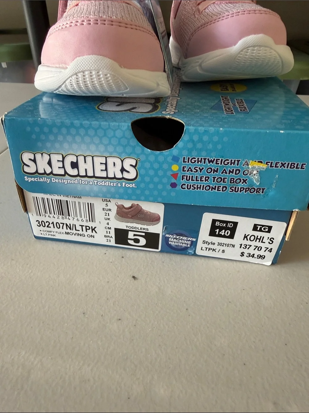 NEW Skechers Comfy Velcro Sneakers Pink Sparkle Size 5